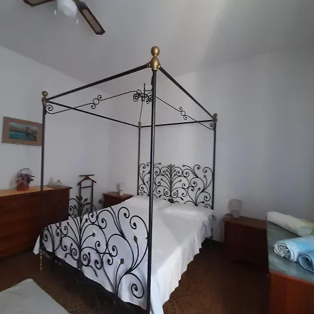 Holiday home Aluma *